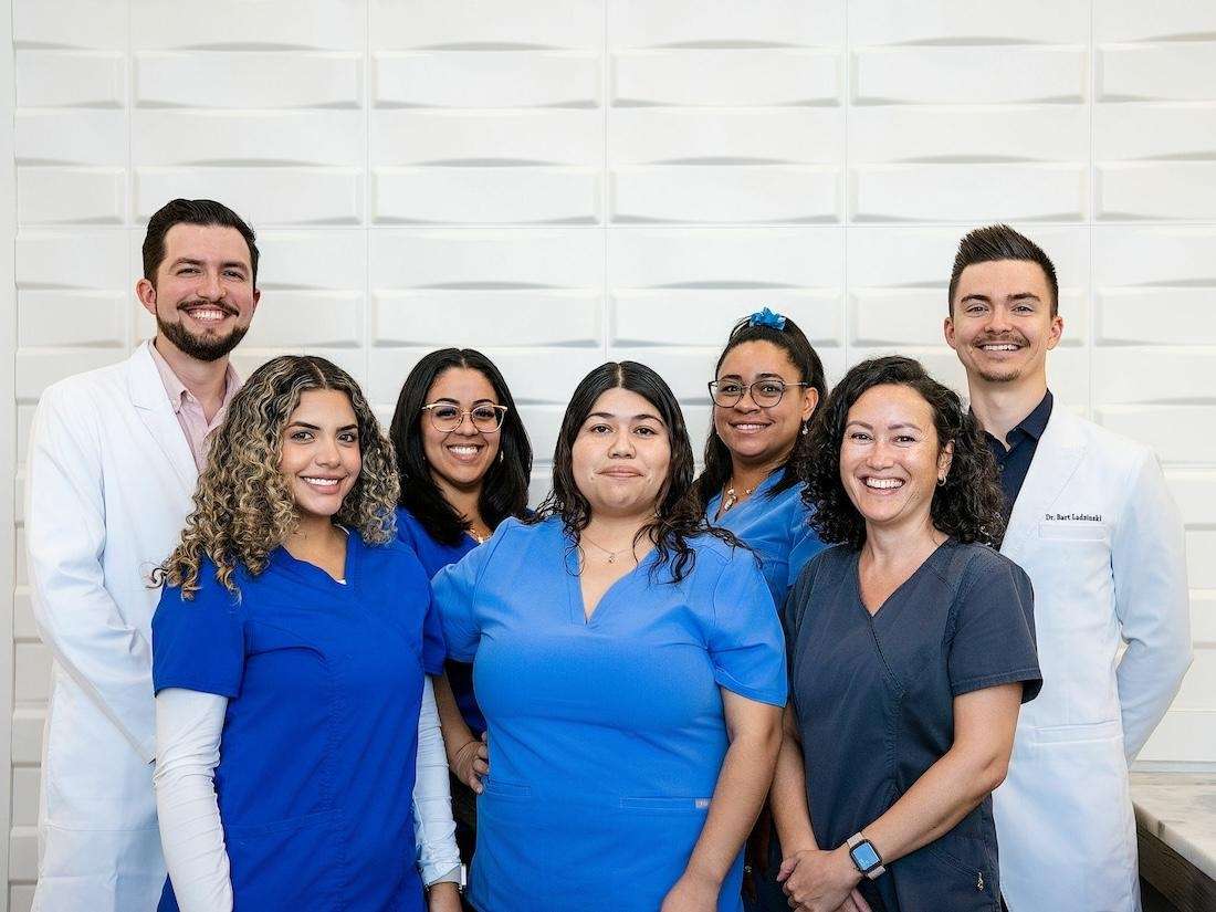 All dental tampa staff smiling